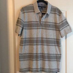Tommy Hilfiger- polo shirt- short sleeve-Two buttons